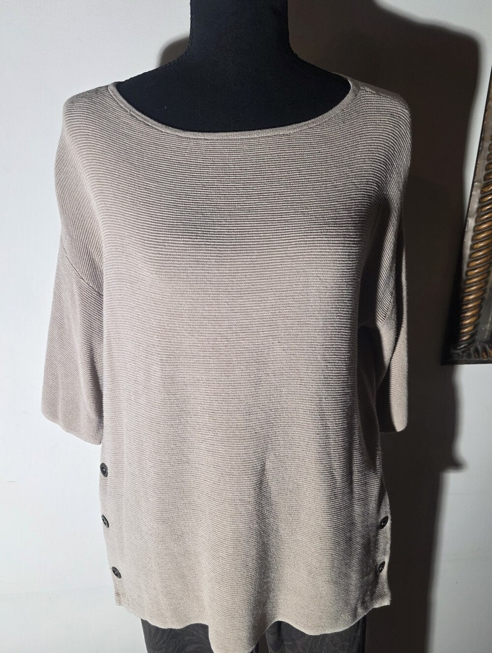 Chico's Womens Taupe Knit Boatneck Top with Side Button Detail (Size S)